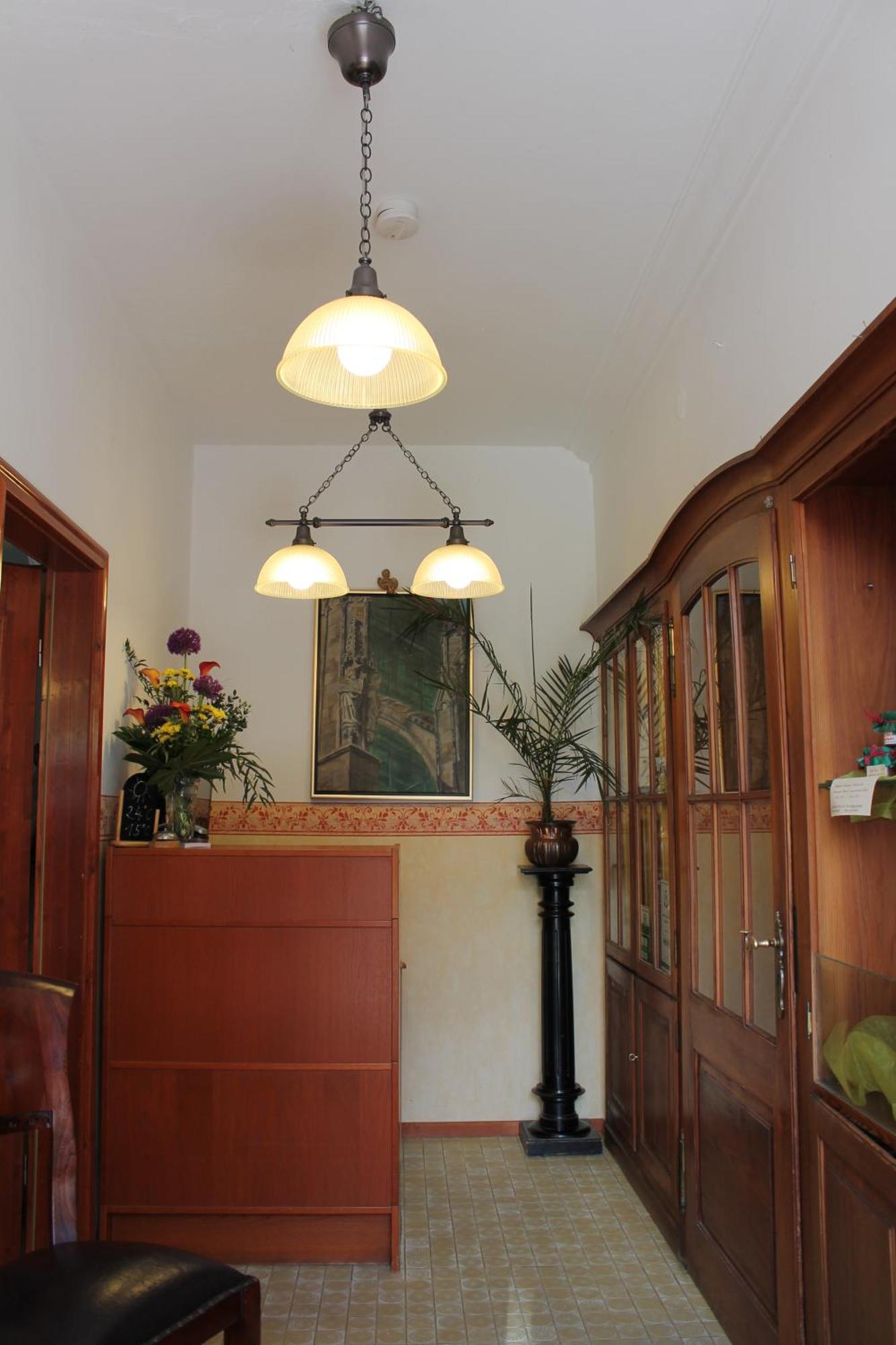 Kreuzerhof Hotel Garni روتنبورغ أوب در تاوبر المظهر الخارجي الصورة