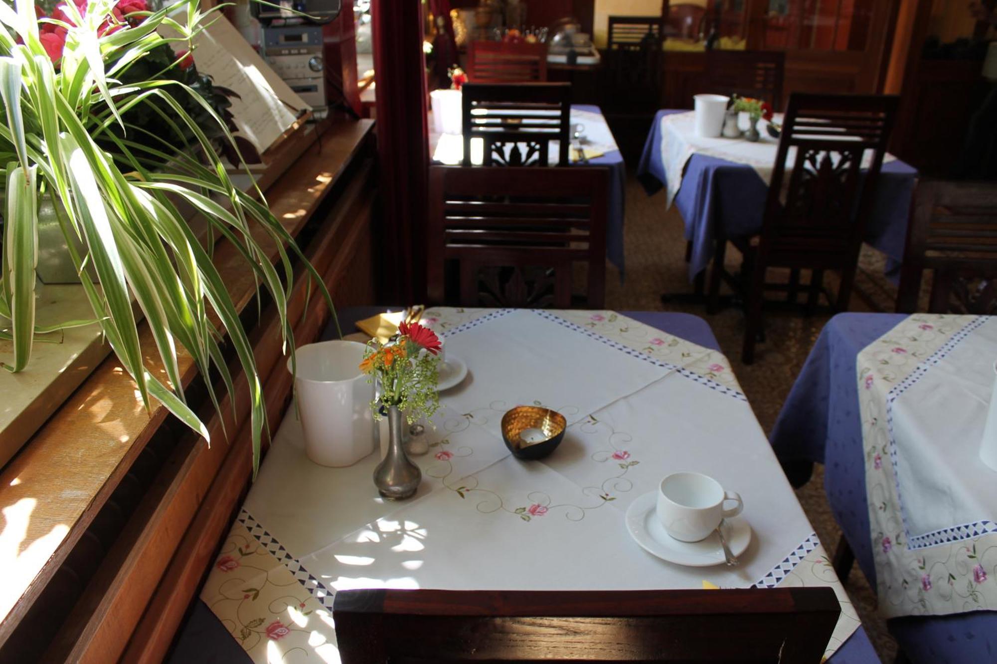 Kreuzerhof Hotel Garni روتنبورغ أوب در تاوبر المظهر الخارجي الصورة