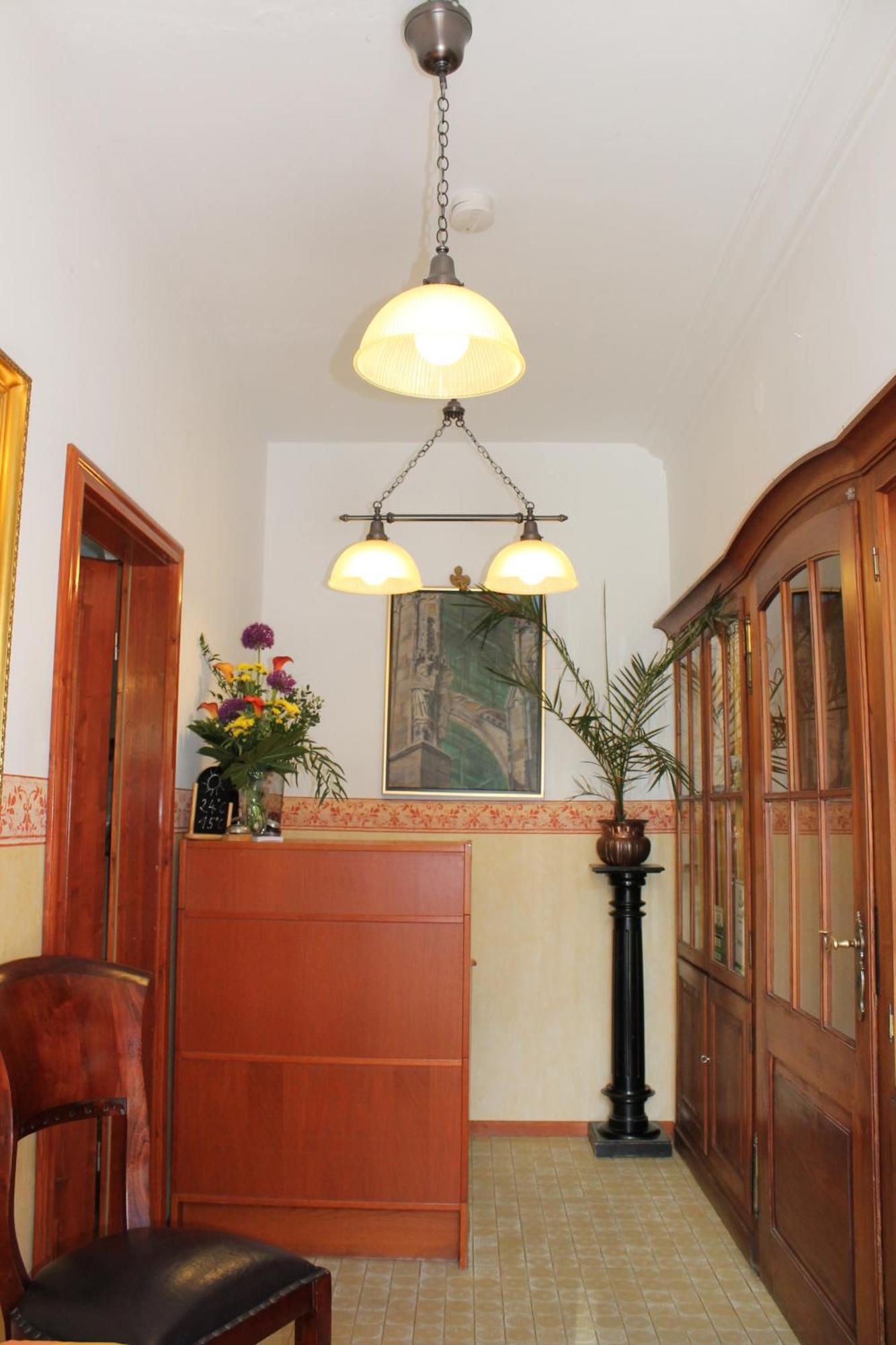 Kreuzerhof Hotel Garni روتنبورغ أوب در تاوبر المظهر الخارجي الصورة