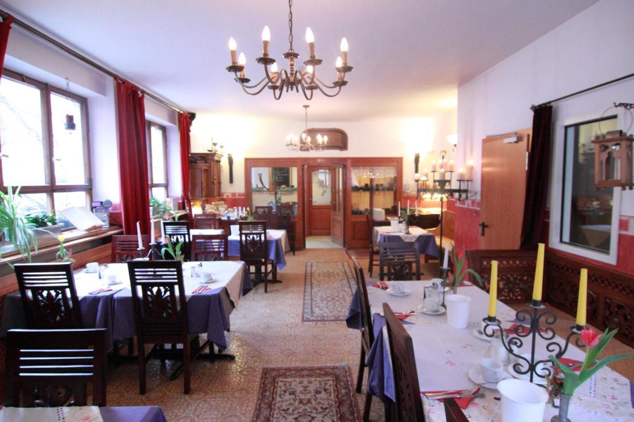 Kreuzerhof Hotel Garni روتنبورغ أوب در تاوبر المظهر الخارجي الصورة